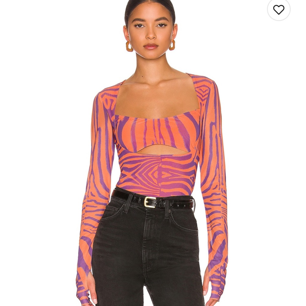 WOMENS TOP